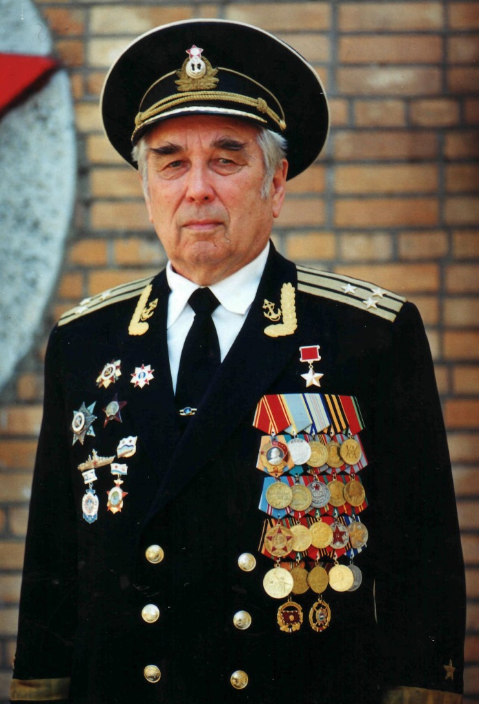 решетов.jpg решетов.jpg
